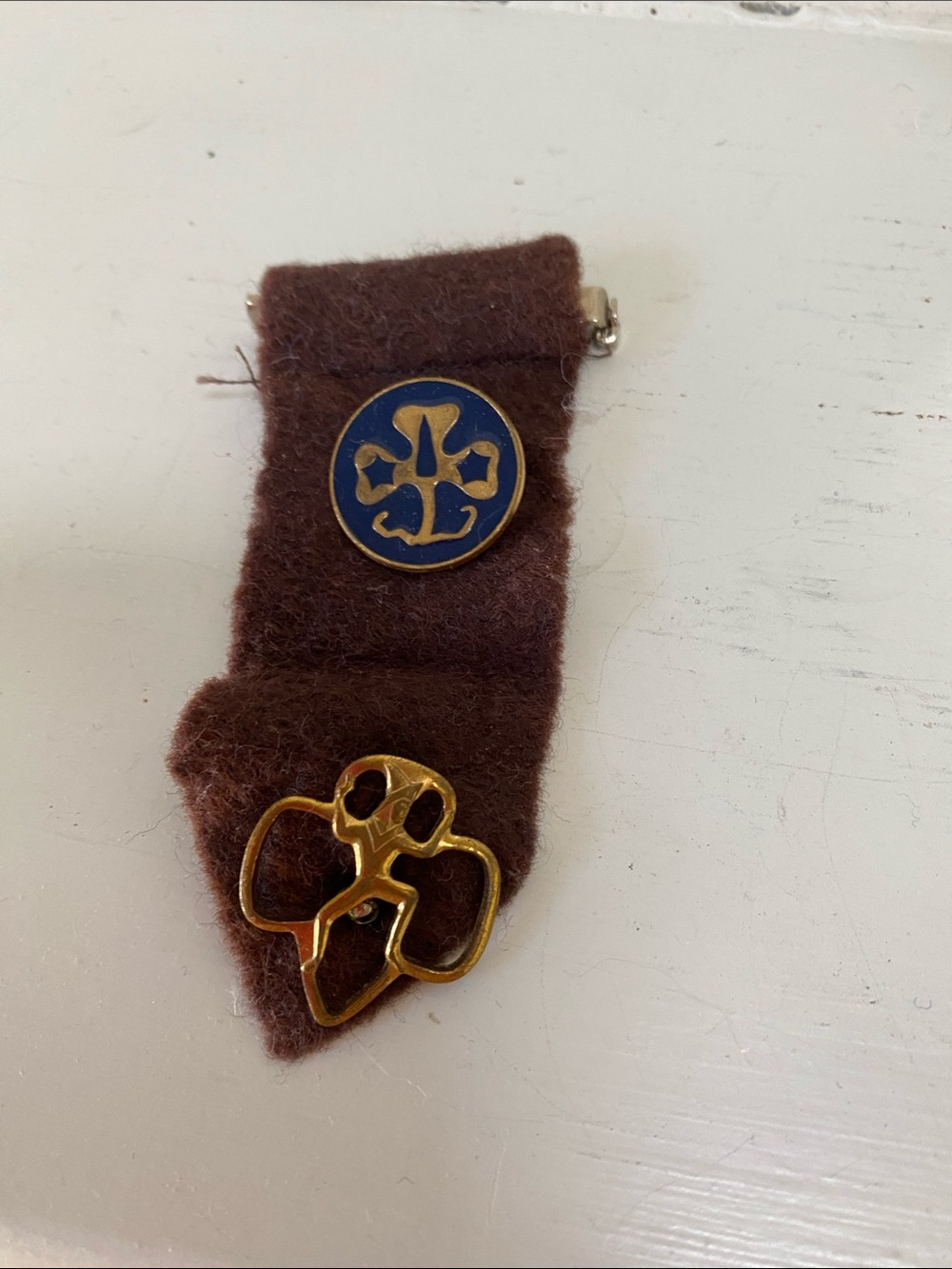 Girl Scouts brownie-Inspired Brown Felt and Gold Pin Set with Blue Enamel Accent